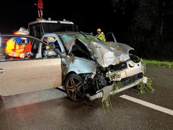 Beteiligtes Fahrzeug nach der Bergung